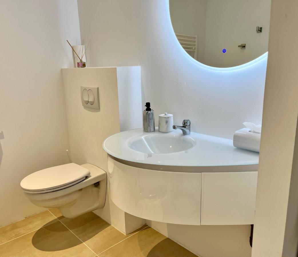 Domaine De Mende Brenoux Suites & Spa Экстерьер фото